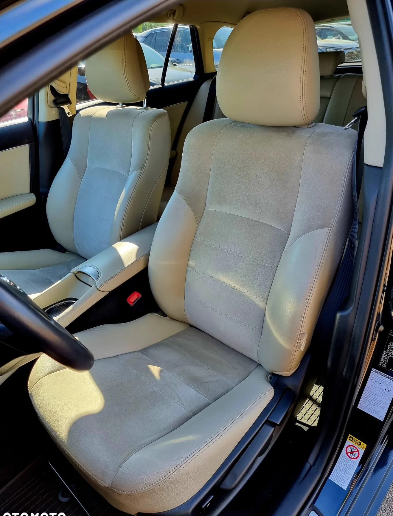 Toyota Avensis cena 46900 przebieg: 173000, rok produkcji 2012 z Siedlce małe 191